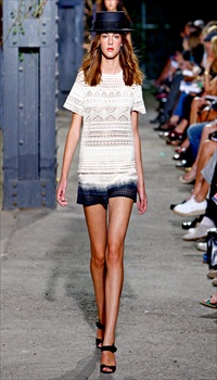 Alma at Band of Outsiders Spring/Summer 2012