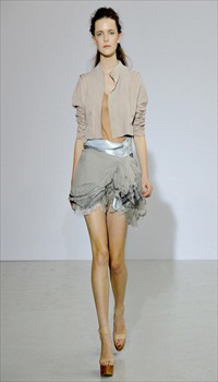 Imogen at Anne-Valerie Hash Spring/Summer 2011