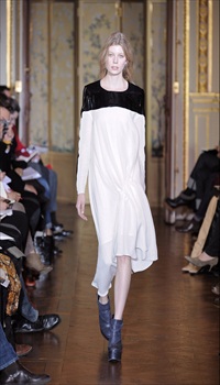 Saara at Anne-Valerie Hash Fall/Winter 2012